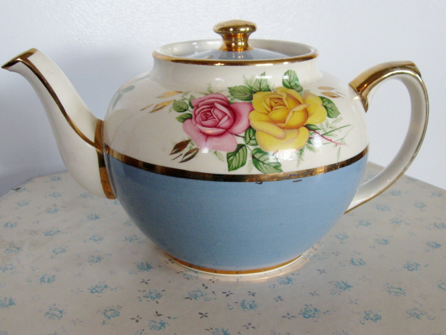 Vintage Sadler Teapot Cottage Blue and Roses