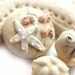 Creamy beige Handmade glass lampwork beads - ivory beach set with shells, starfish, sand dollar - SRA