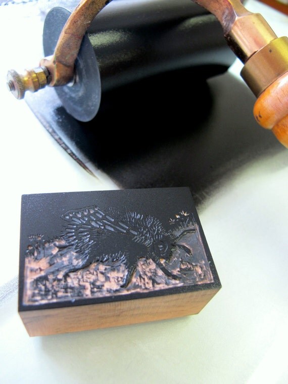 Bee Wood engraving. Hand pulled print. Fine art.