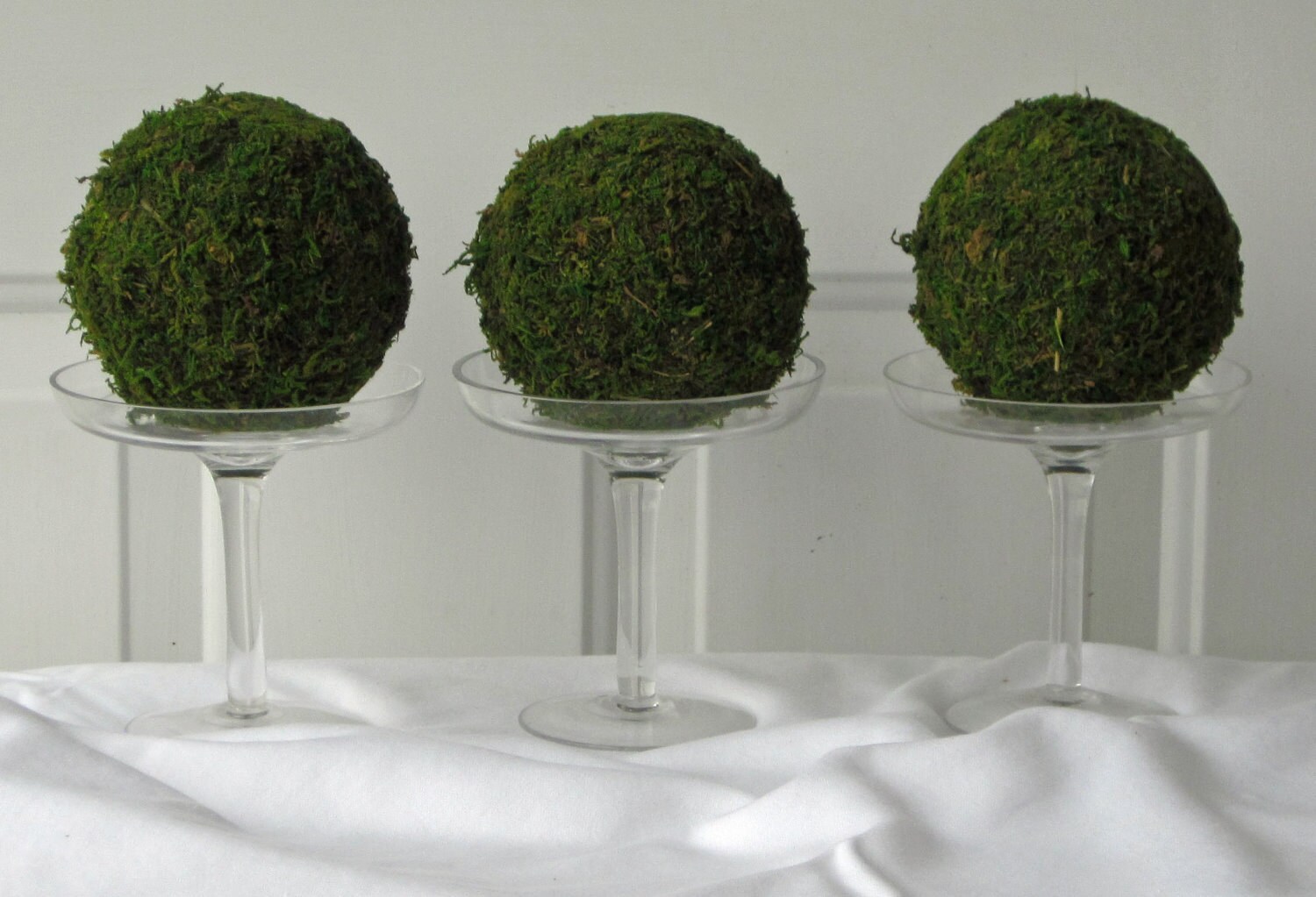 Moss Pomander Balls Set of 3 4 inch Moss Balls for Home or