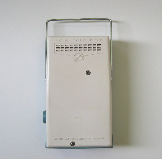 Vintage RCA Transistor Radio