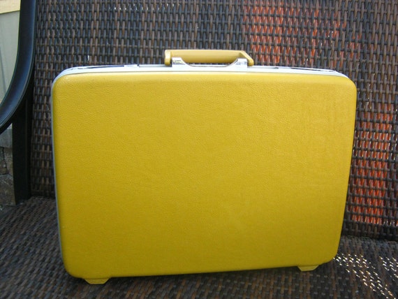 Samsonite Royal Traveller Gold Mustard Yellow Attache Case