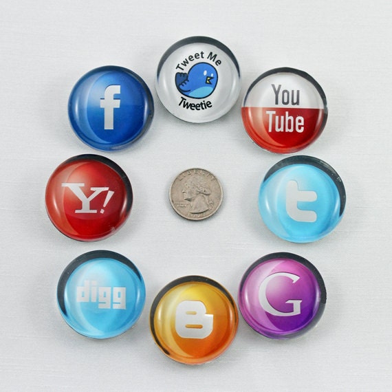 Items similar to Glass Large Round 1.5 inch Facebook YouTube Google Yahoo Twitter Digg
