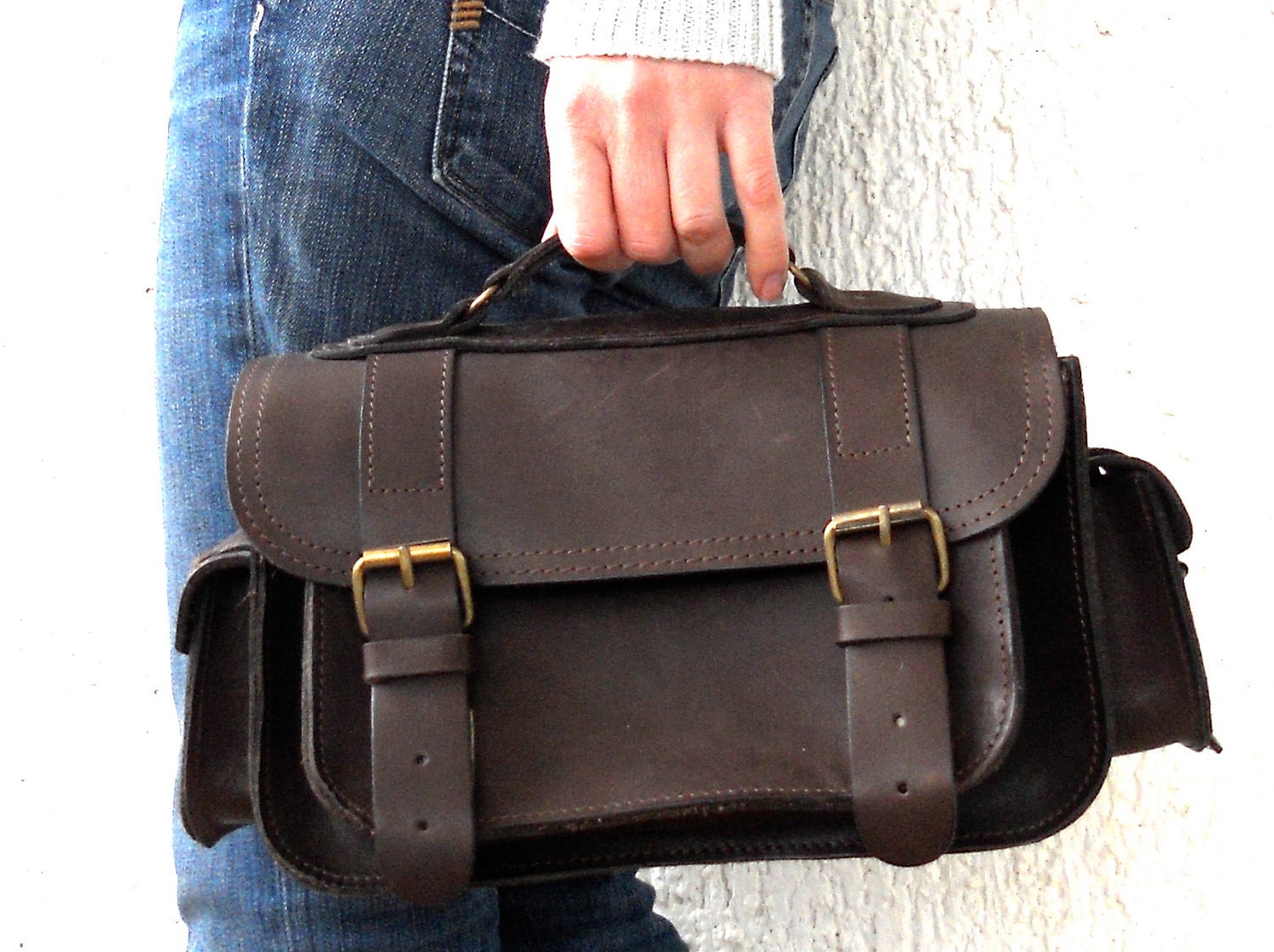 Medium size leather camera bag / Women/Men dark brown leather