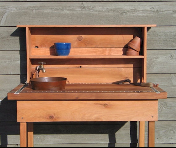 Potting Bench w Faucet Sink &amp; Shelf