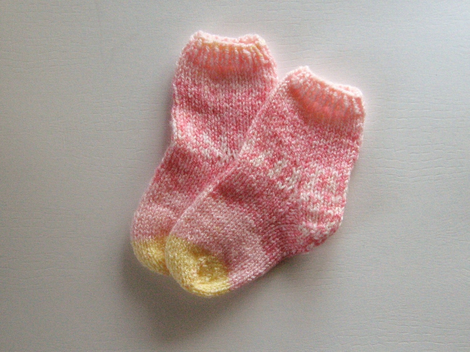 Baby socks hand knit