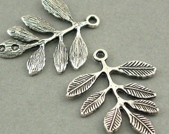 Leaf Charms Antique Silver tone 6pcs base metal Charms 26X32mm CM0189S