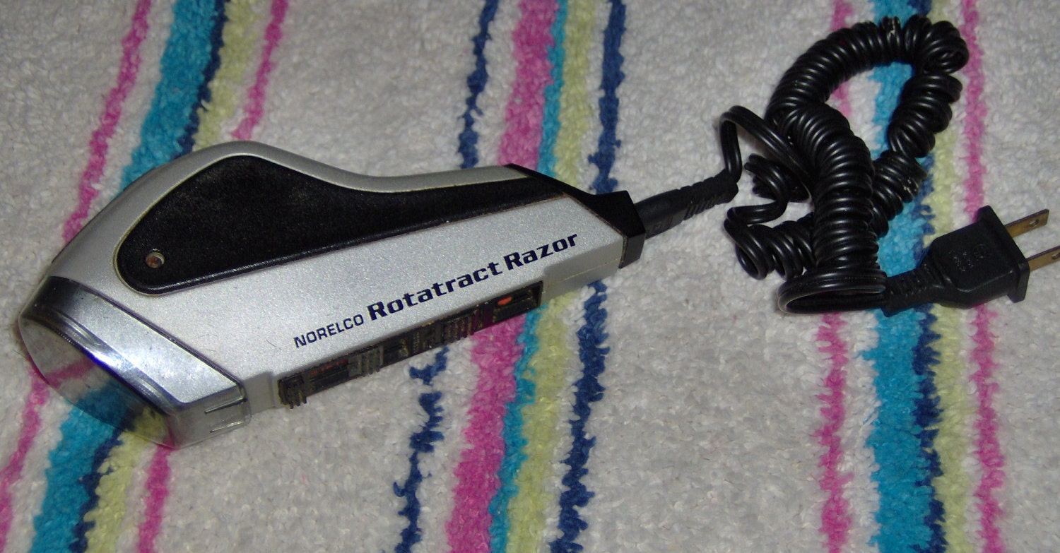 Norelco Rotatract Razor