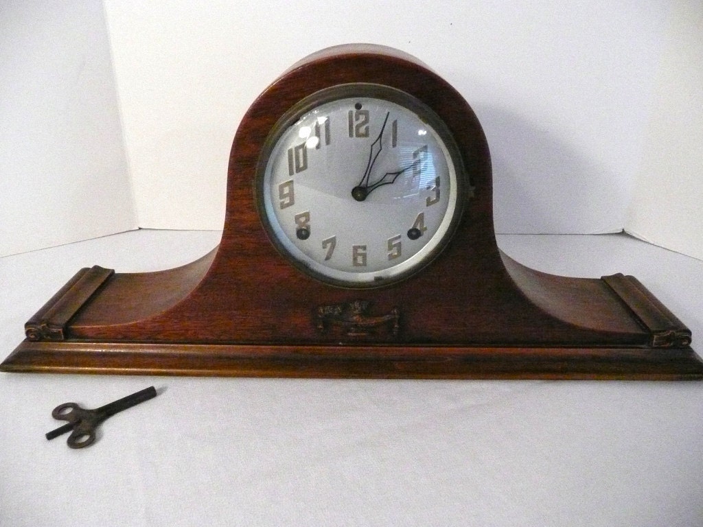 Antique E. Ingraham Company 8 Day & Time Strike Clock Mantel