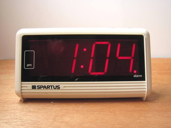 simple alarm clock spartus