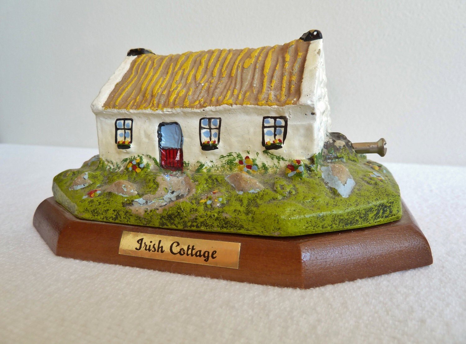 Music Box Irish Cottage Galway Bay