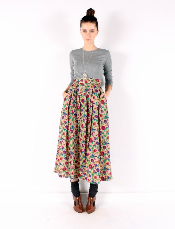 On Hold Vintage 80s // floral midi maxi skirt // by shopCOLLECT