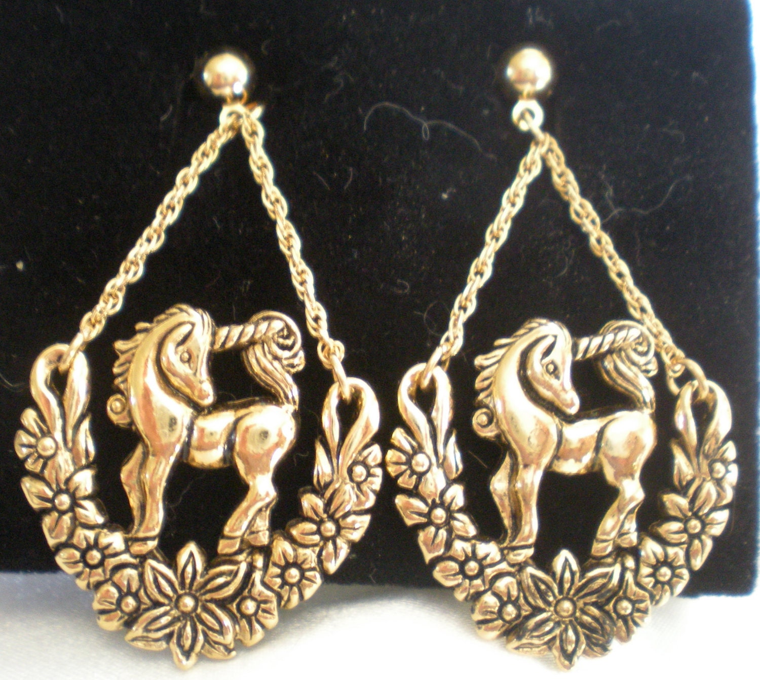 Vintage Avon Mystical Unicorn pierced earrings