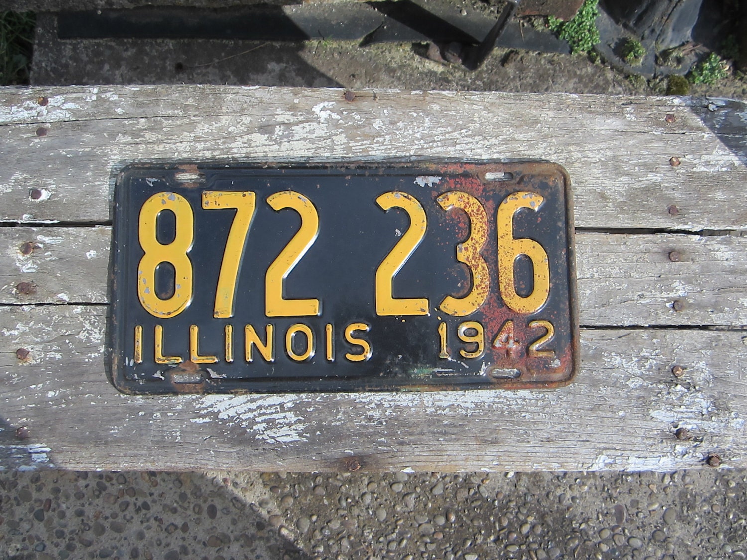 License Plate Antique Original 1942 ILLINOIS Metal Black