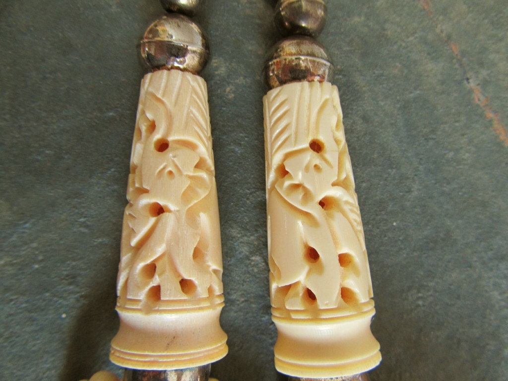 Pre Ban Ivory & Bone Necklace Vintage Carved Elephants