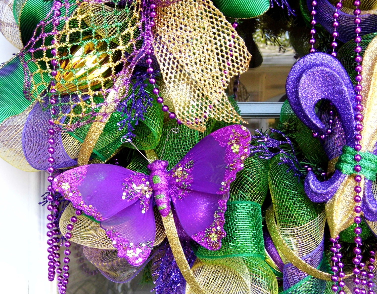 mardi gras wreath mesh