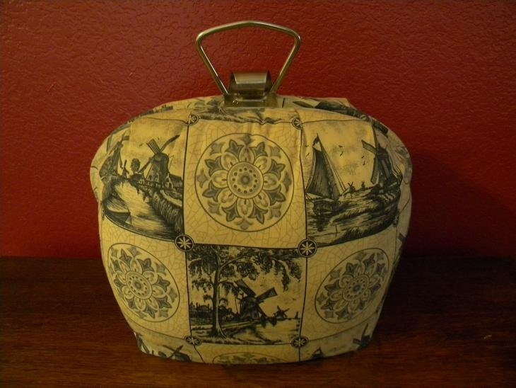 OrderforSharon Vintage Tea Cozy Carrier From Holland