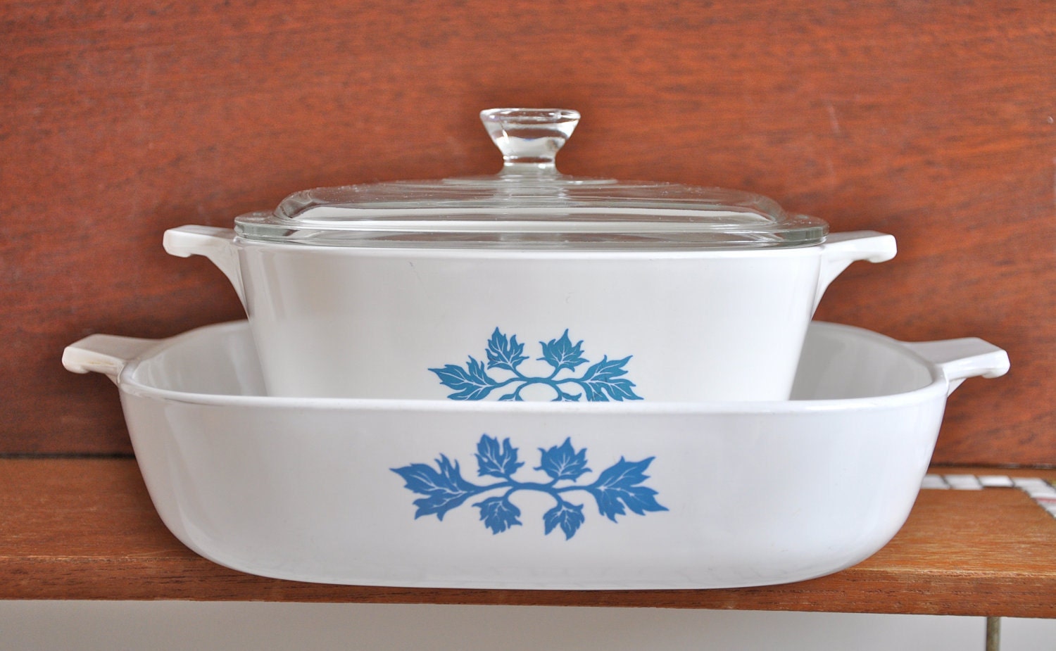 Pyroflam CorningWare bowls with glass lids set of two