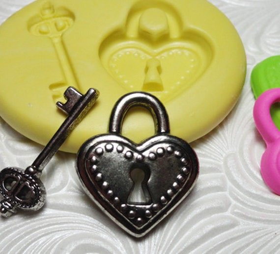LOCK AND KEY Mold Flexible Silicone Rubber Push Mold for Resin
