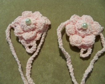 crocheted barefoot baby sandals Cascade fixation yarn light pink stretchable