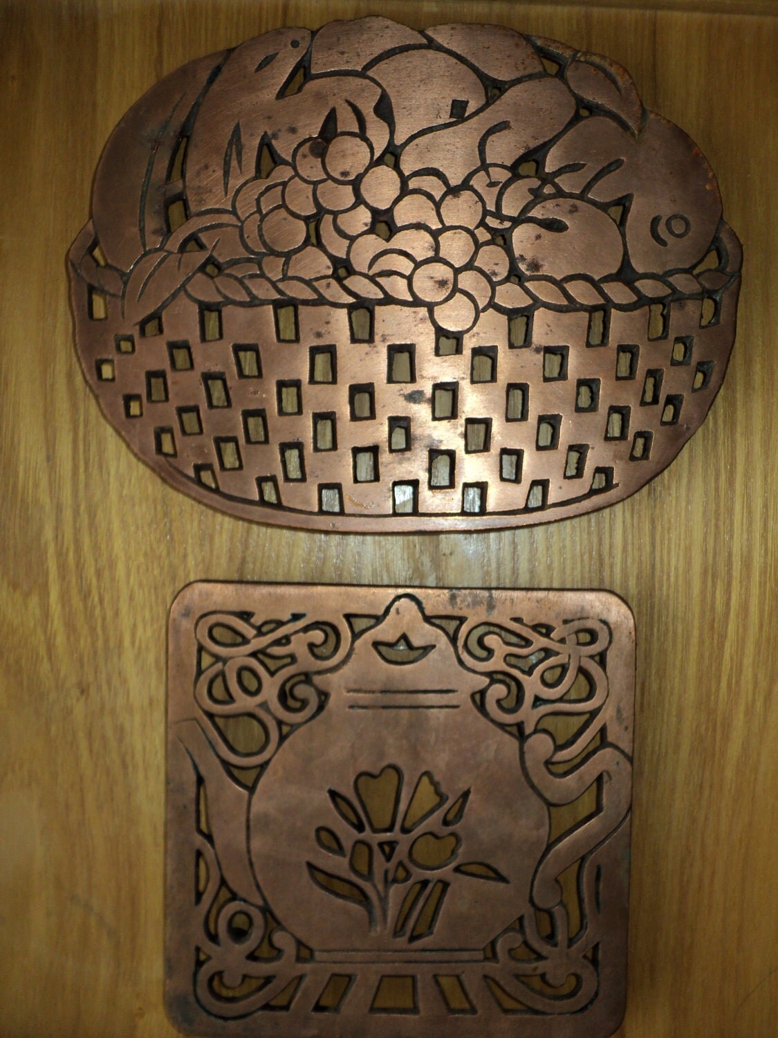 2 VINTAGE COPPER TRIVETS, Heavy Weighted Metal Trivets with great cut