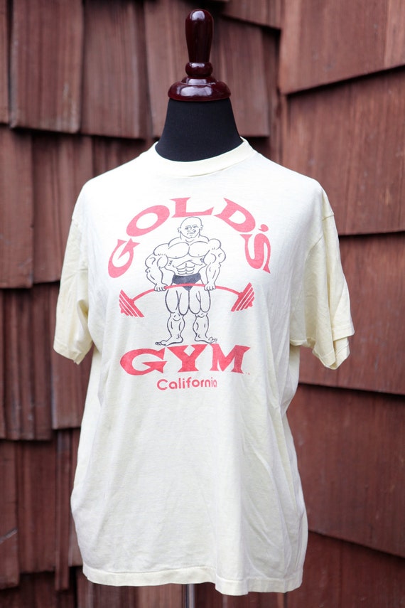 vintage GOLD's GYM California t-shirt by CrippleCreekVintage