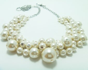 Pearl Cluster Necklace, Bauble Necklace, Ivory Pearl Necklace, Chunky Necklace, Ivory Bridal Jewelry, Ivory Pearl Necklace, Bridal Jewelry,