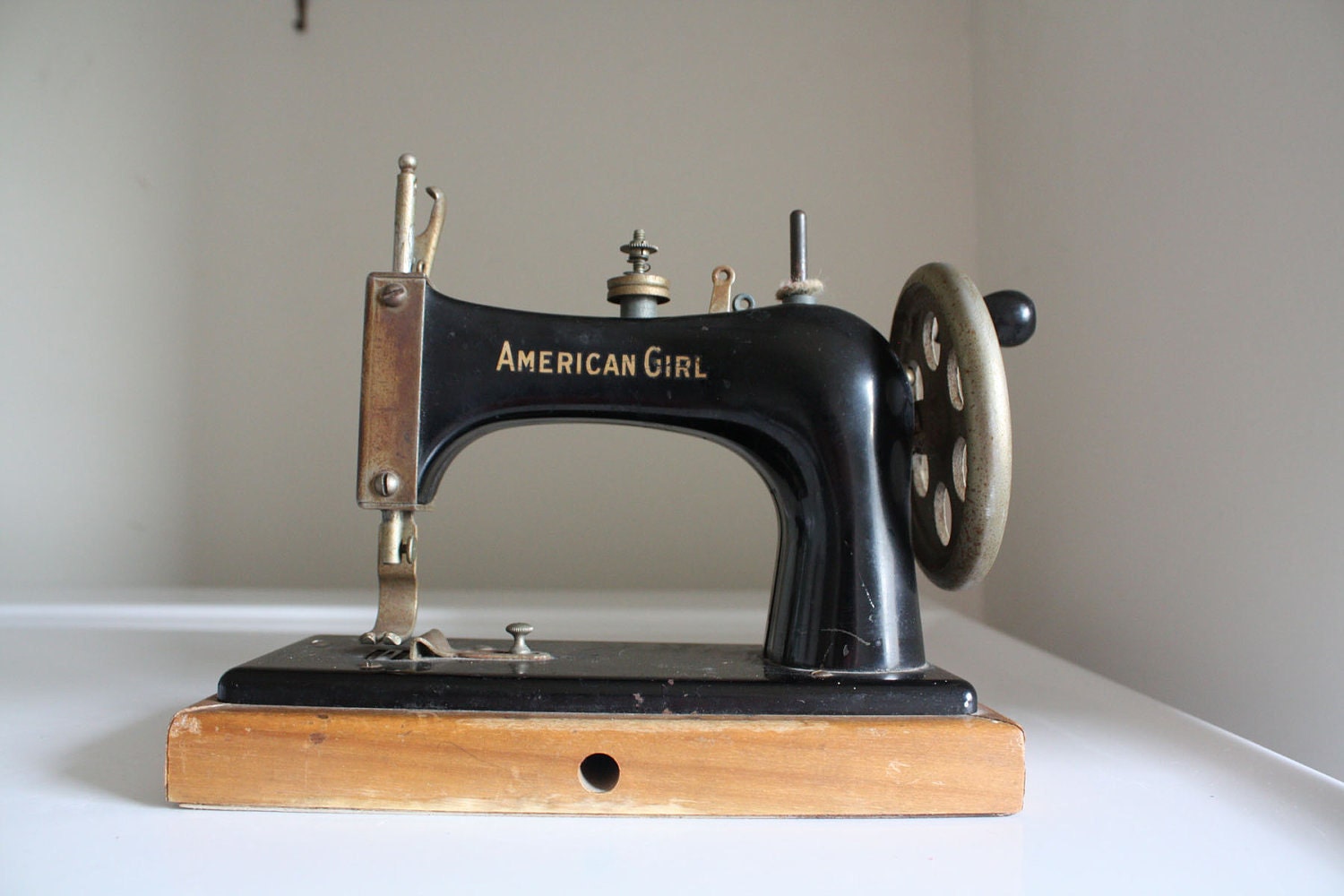 American Girl 1930s toy sewing machine by Delta Specialty Co