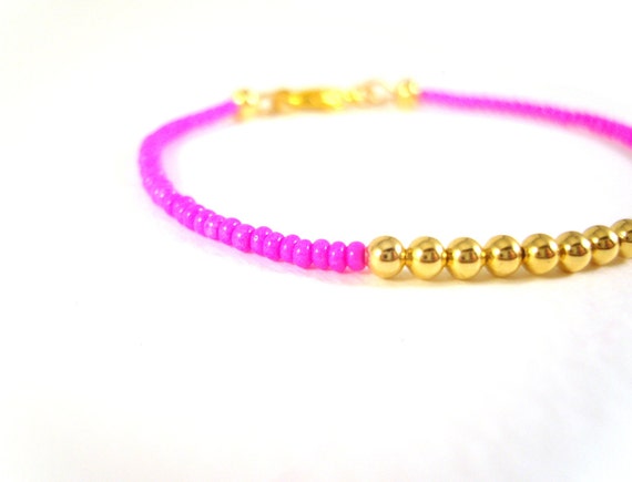 Simple Friendship Bracelet with Pink Seed Beads & Gold Plated