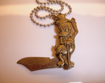 Donald Duck Pocket Knife - Folding Knife - Novelty Knife - Collectible