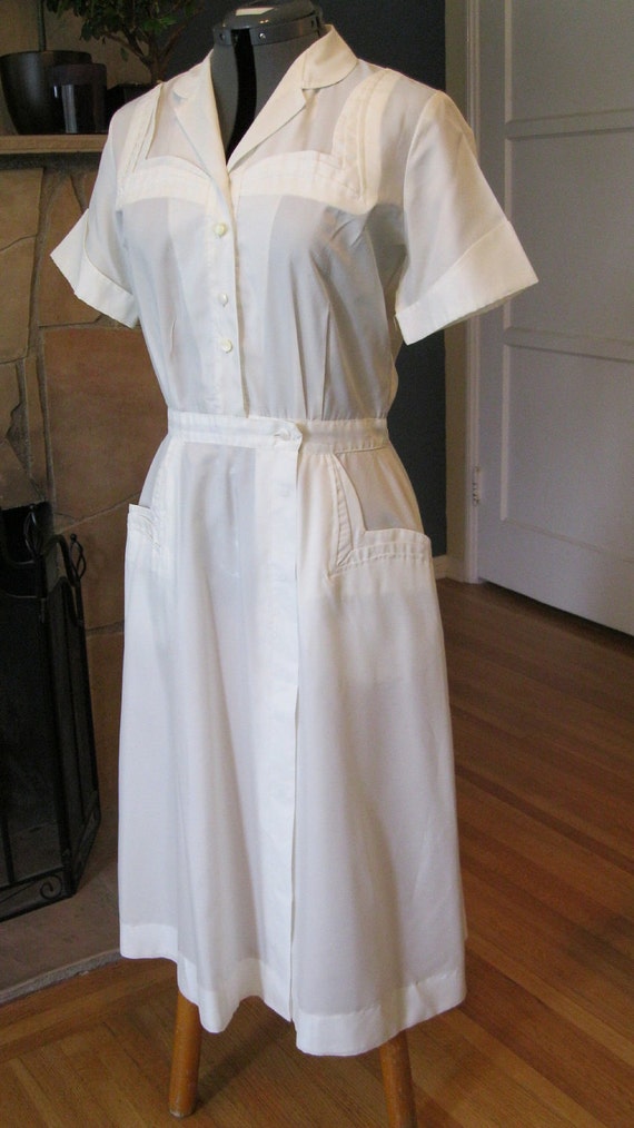 Vintage 1940s WWII NURSE Fitted Uniform White Dacron Polyester