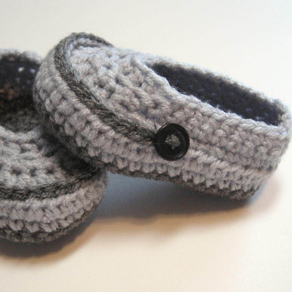 Crochet baby boy booties. Infant boy by ThoughtfulStitches