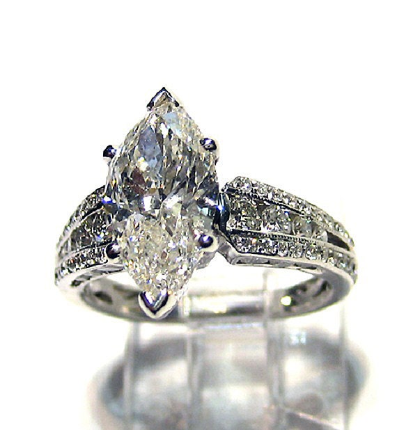 Vintage Engagement Rings Marquise Cut 1