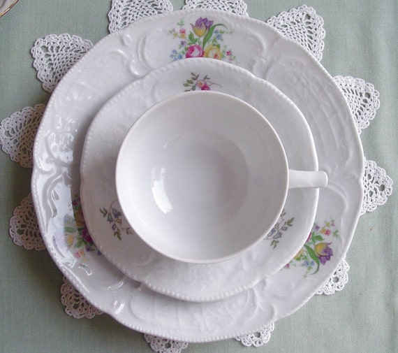 Rosenthal Sanssouci Tulip Roses 1960s Vintage TEACUP