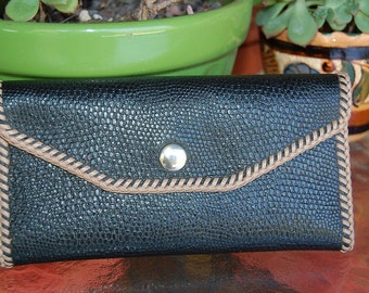 Vintage 1970's WHIPSTITCHED leather wallet WESTERN cowgirl