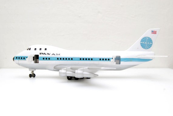 Pan Am Boeing 747 Model Plane by Bandai Made In Japan