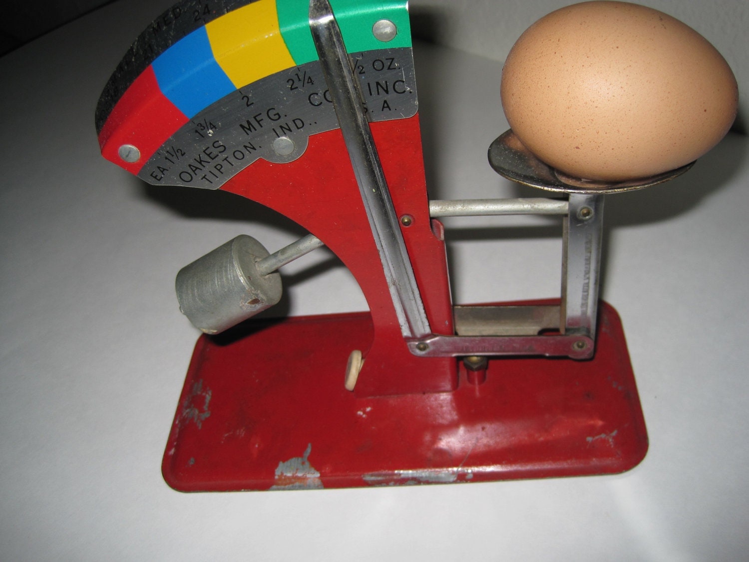 Antique Egg Scale OAKES MFG CO of Tipton Indiana