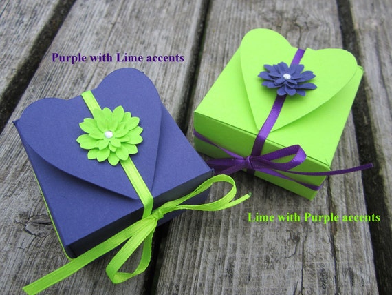 HEART Favor box in PURPLE and CHARTREUSE- Set of 10 -Bachelorette, Bridal Shower, Wedding Reception, Birthday