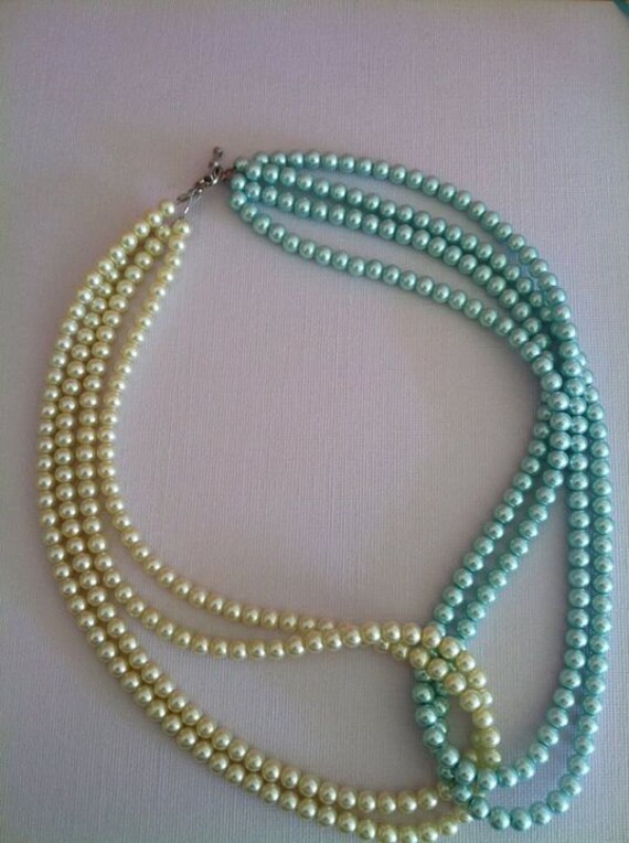 Items similar to Custom Intertwined Pearl Necklace on Etsy