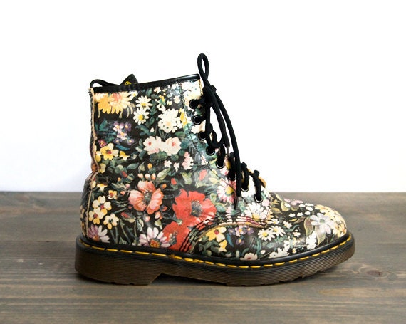 SALE Size 9 Floral Doc Marten's Boots 90's grunge