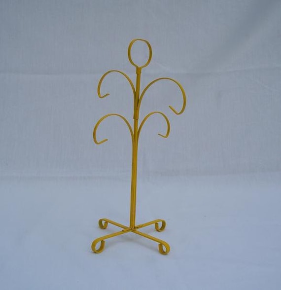 Vintage Yellow Metal Coffee Cup Mug Tree 4 Cup Holder Stand