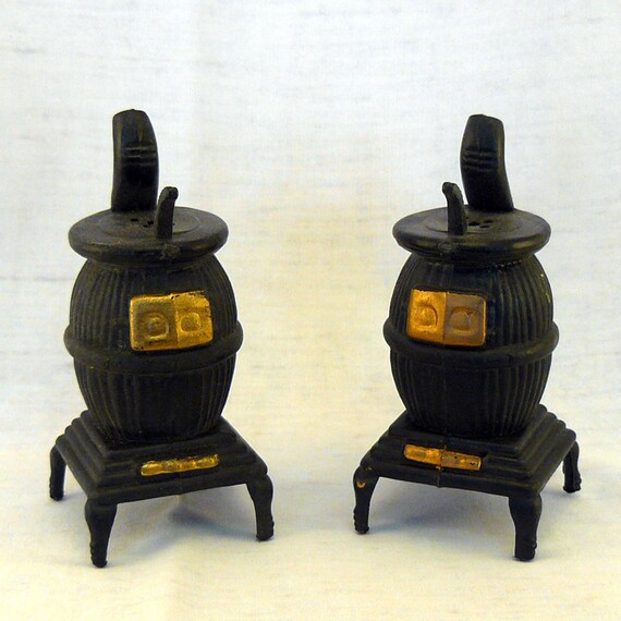 Salt Pepper Shakers Pot Belly Stove Salt by GrannysTreasureNook