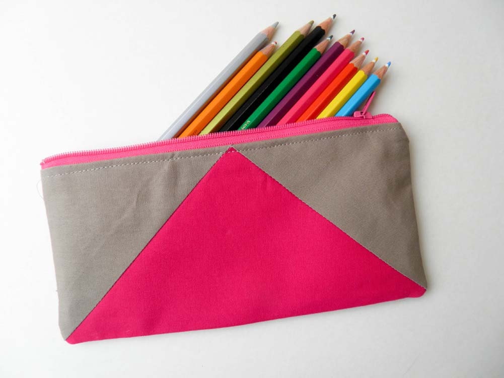 zipper pouch 4X8 geometry pencil case in Hot pink by Pamplemouss