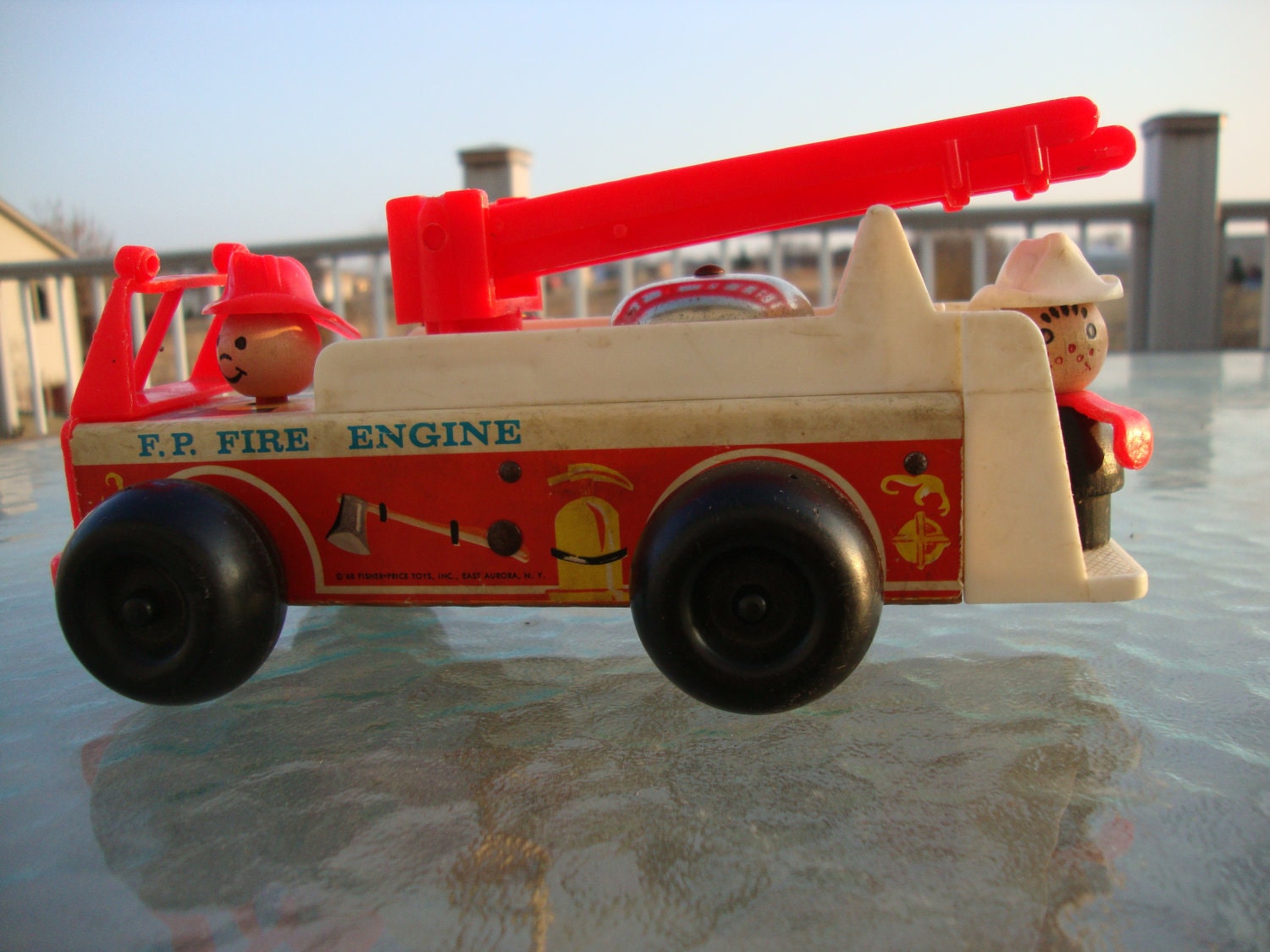 fisher price fire engine vintage