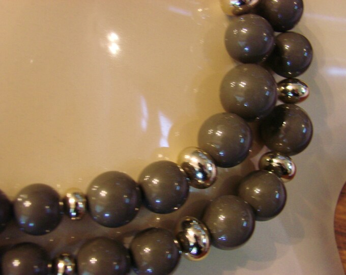 1980s Modernist Green Lucite Bead Runway Necklace / Hint of Charcoal Grey / Vintage Jewelry