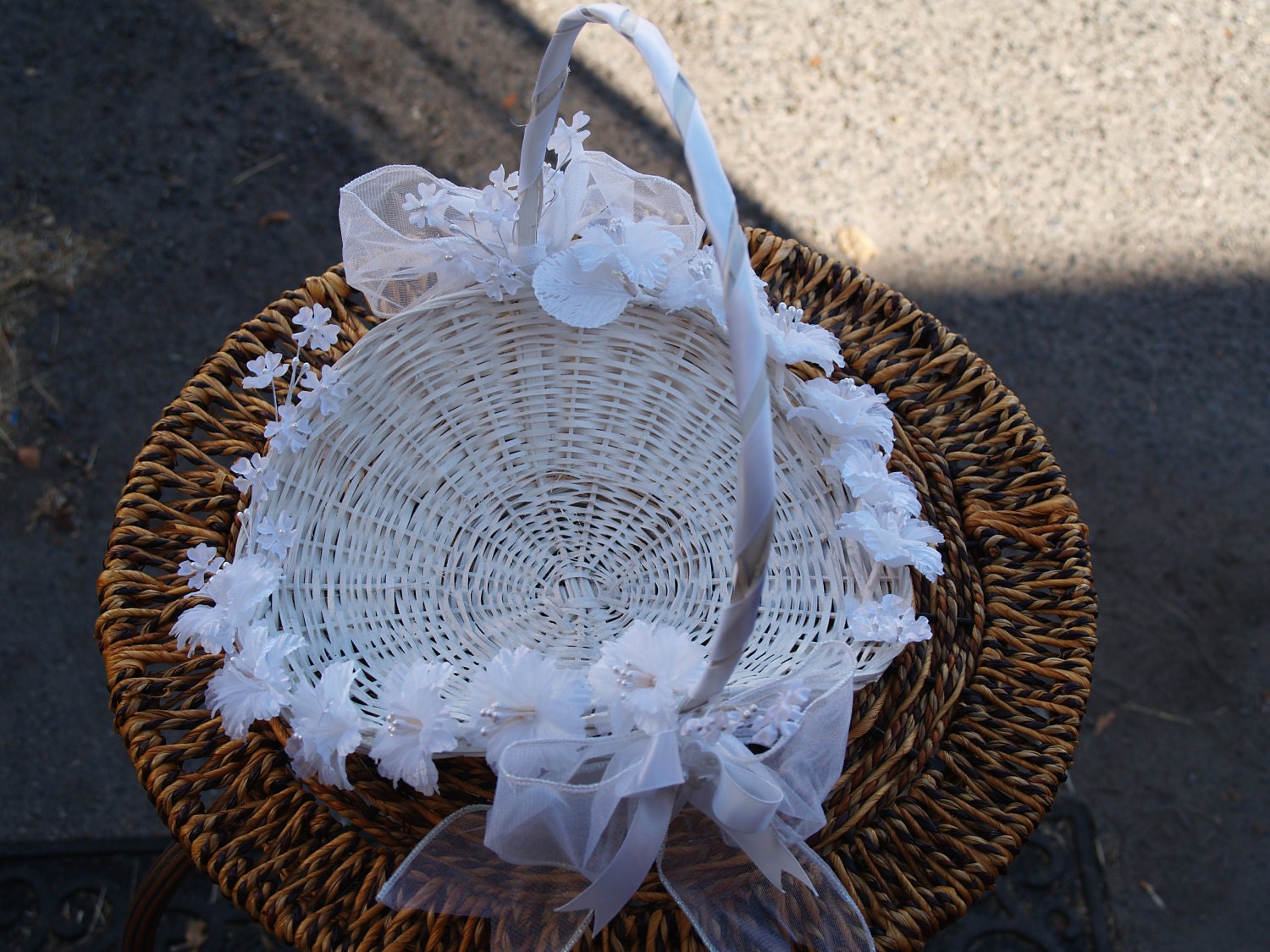 Flower girl basket white rustic decorated with white