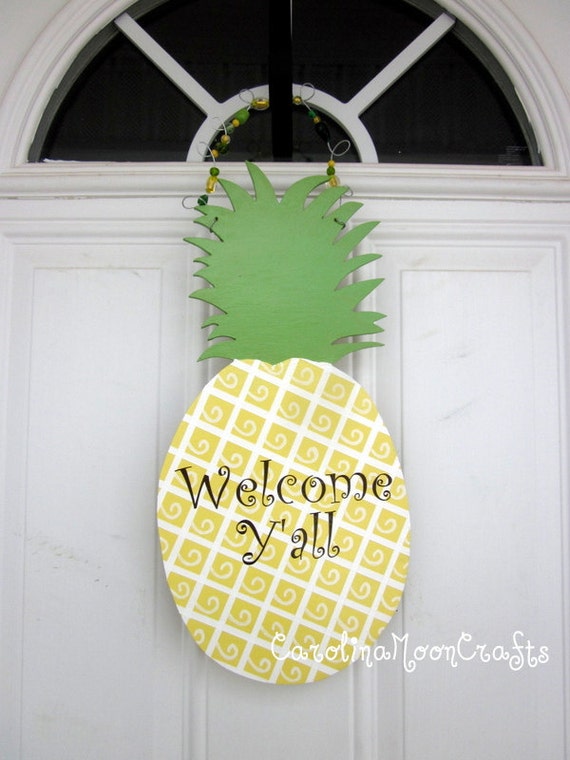 Items similar to Y'all Pineapple Door Decor... on Etsy