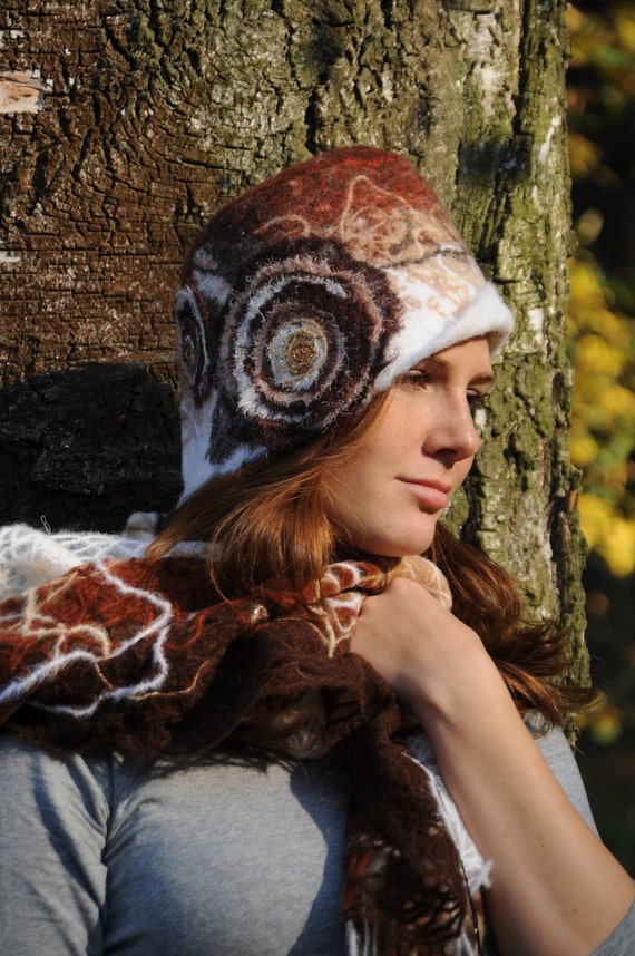 Items similar to Embroidered womens hat decorated with bugle beads on Etsy