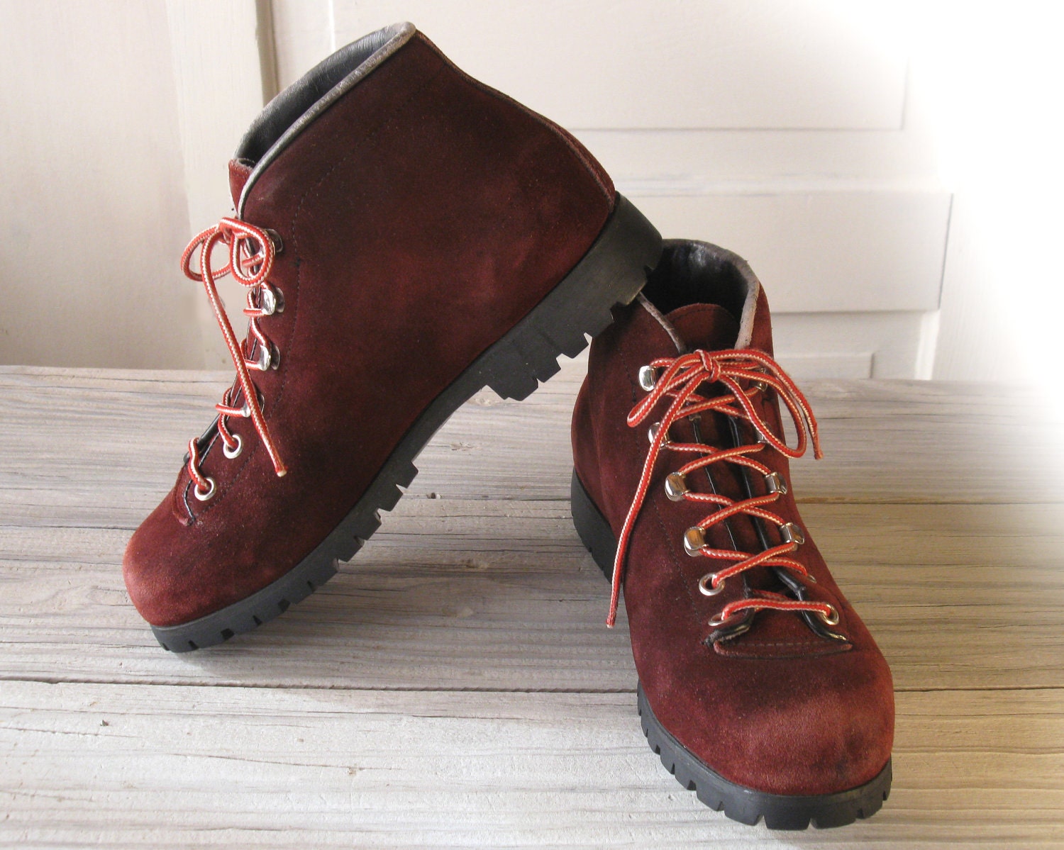 hiking suede boots
