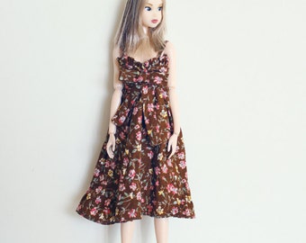 RYBG Creation - Flowered Brown Dress Momoko or Nippon or Blythe